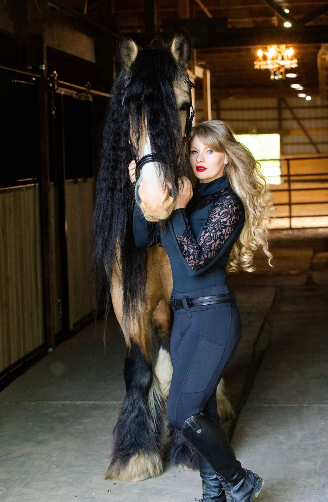 Black Daisy Lace-Luxury Riding Top