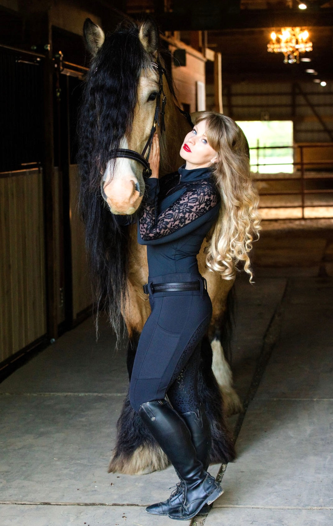 Black Daisy Lace-Luxury Riding Top