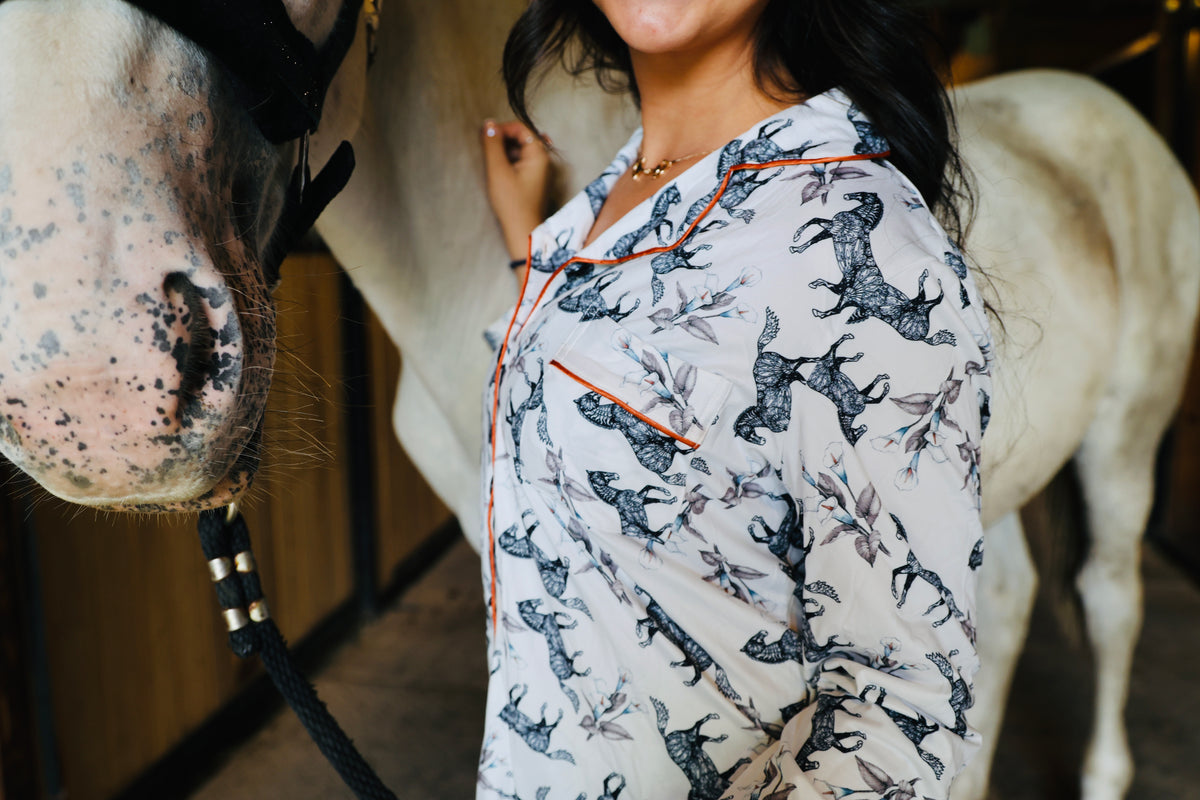 Late Barn Night-Pajama Set